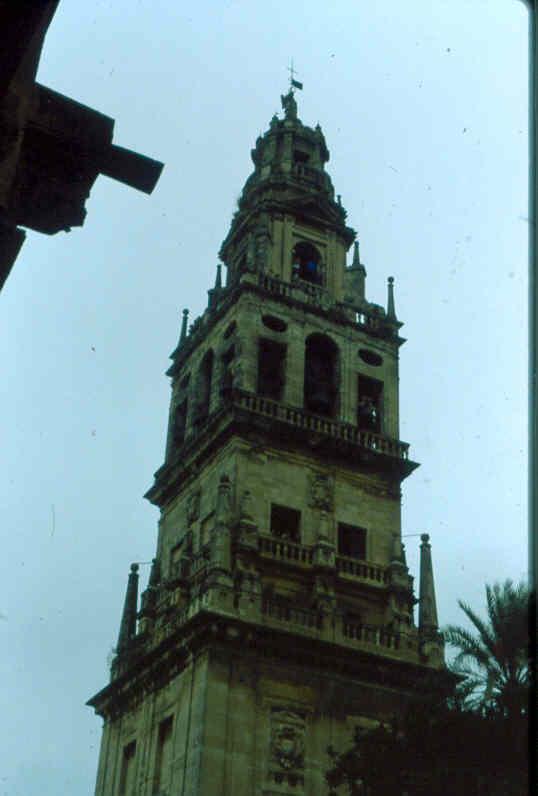 La tour de la Mezquita